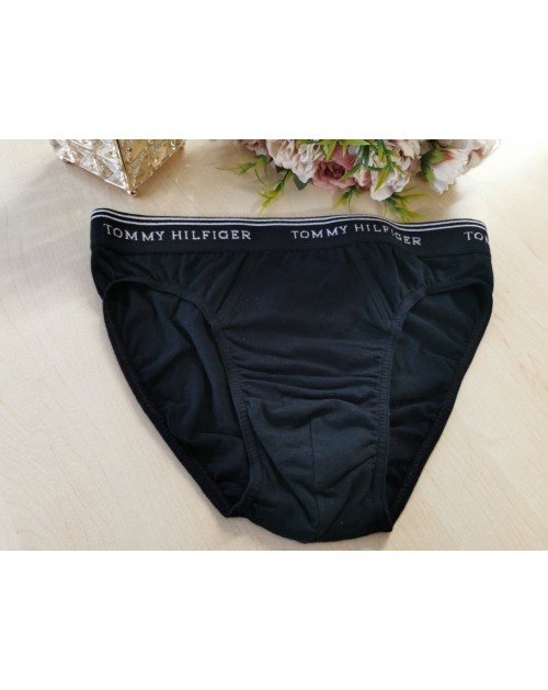 Tommy Hilfiger M(38) dydžio juodos spalvos medvilninės vyriškos kelnaitės su juoda guma Tommy
